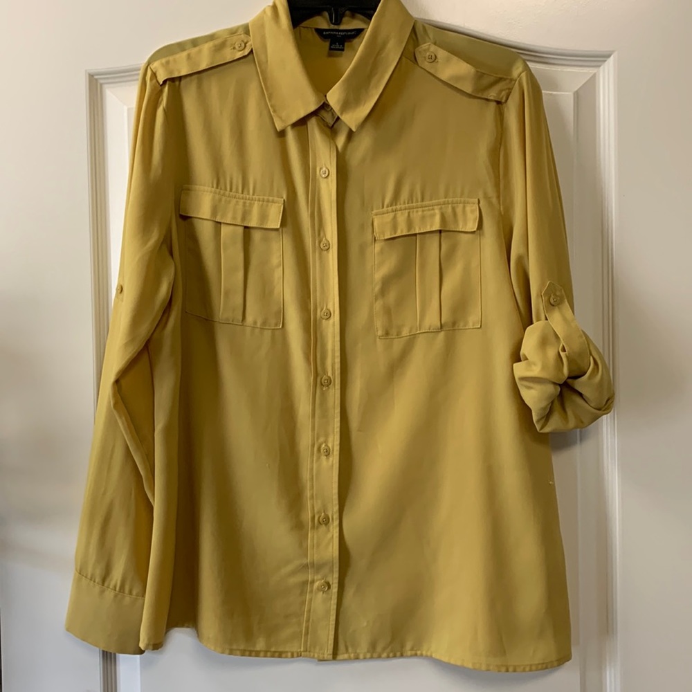 Banana republic button down top